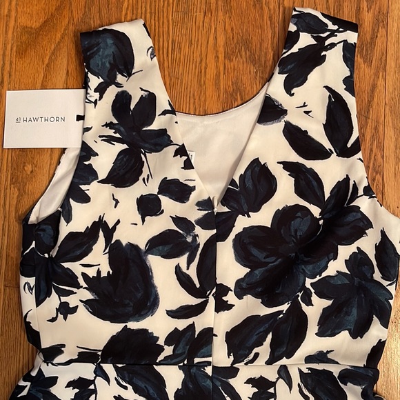 NWT Navy Flower Dress - Picture 3 of 4